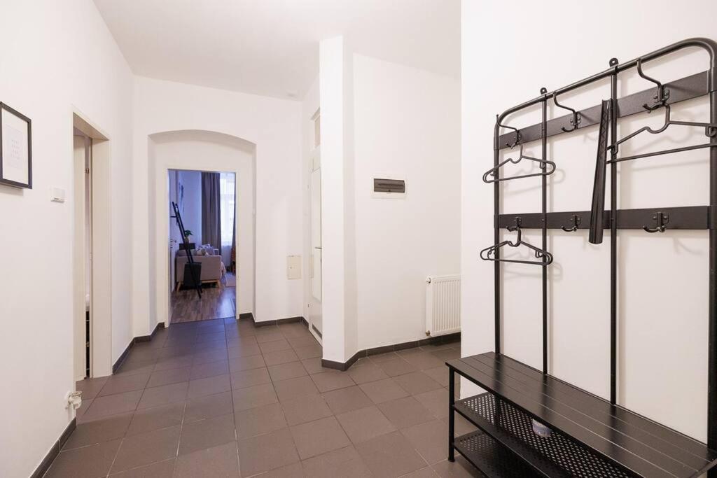 Stylish Haven-Near Brunnenmarkt Vienna Exterior photo